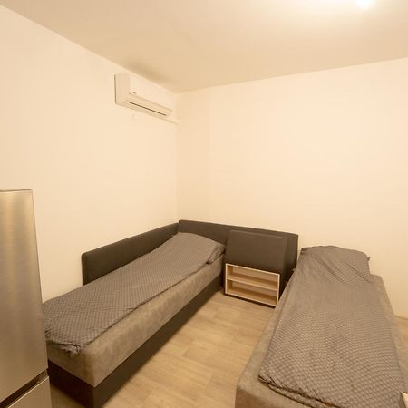 Aleks Top Center 2- Free Parking Burgas ภายนอก รูปภาพ