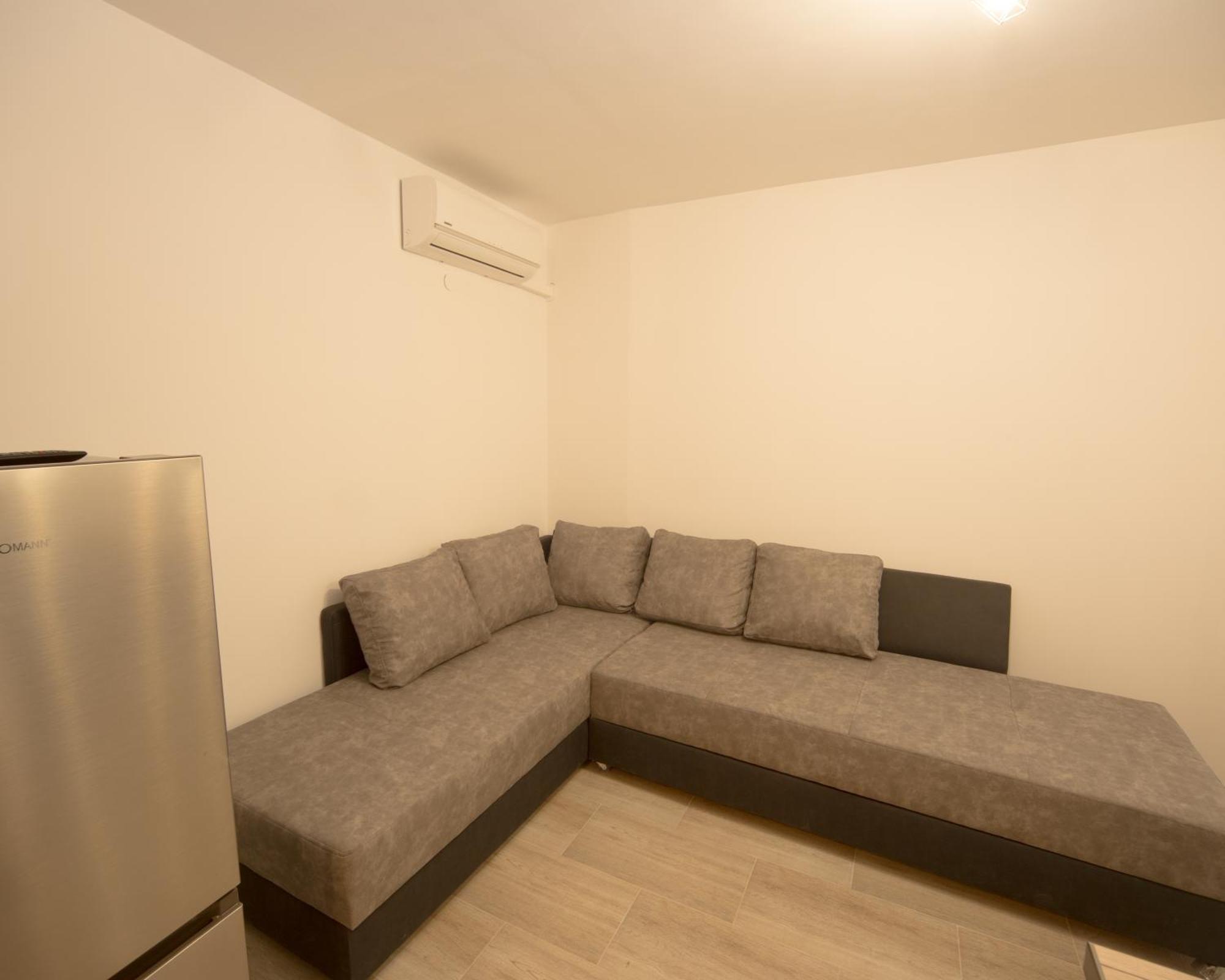 Aleks Top Center 2- Free Parking Burgas ภายนอก รูปภาพ